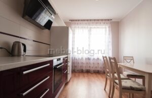 Кухня без верхних шкафов Кухня без верхних шкафов